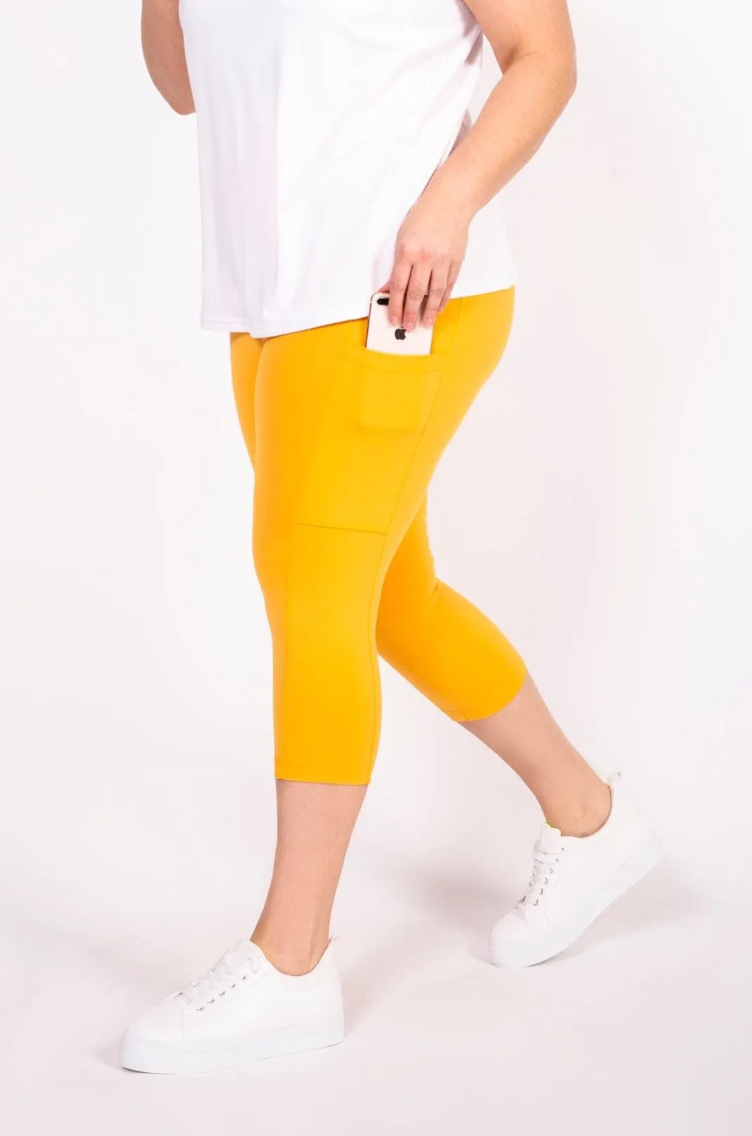 Legging Capri 3 poches Le Offside 16'' Taille Plus (Mango) de MOOV Activewear